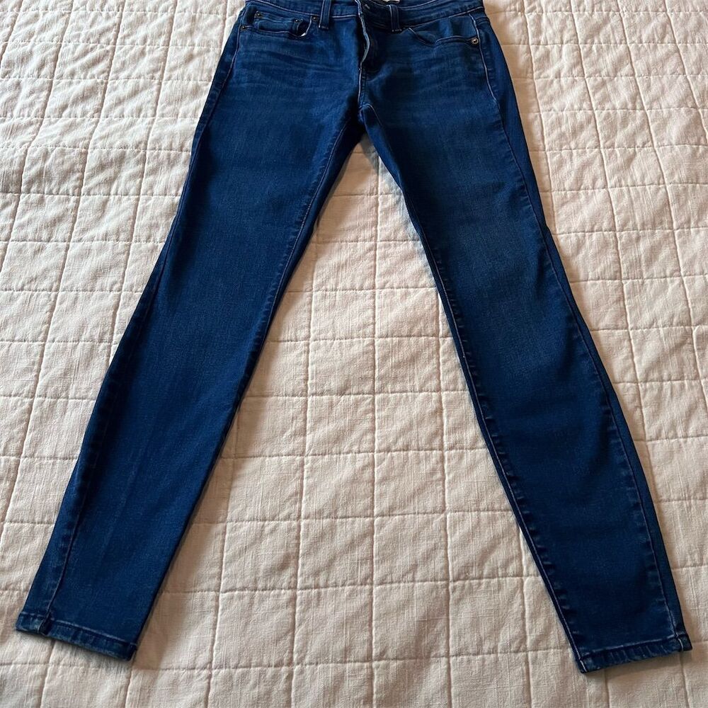 Vineyard Vines Women's Skinny Jeans Size 2 Dark Wash Blue Denim